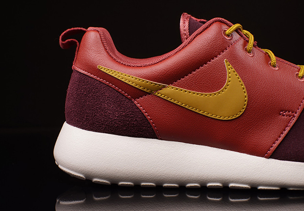 Nike Roshe Run Cedar Bronzine Deep Burgundy 4