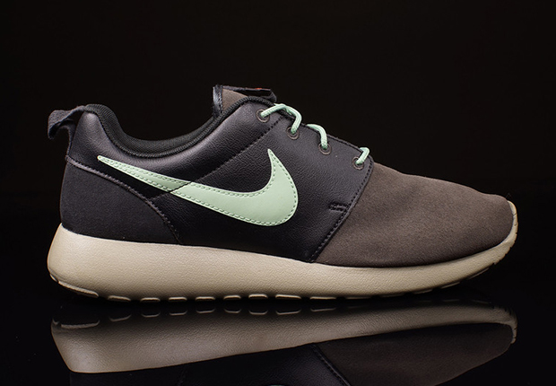 Nike Roshe Run Premium Midnight Fog Emerald Green 2