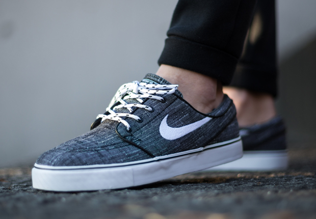 Nike Sb Stefan Janoski Canvas Black White 1