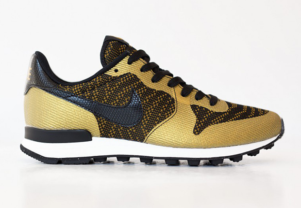 Nike Sportswear Womens Jacquard Bronzine Pack Internationalist 1