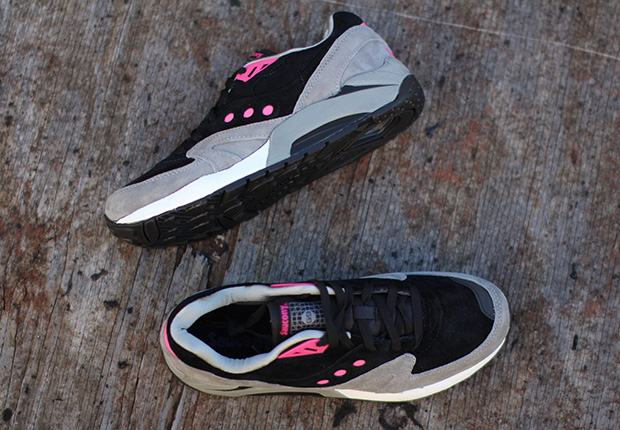 Saucony G9 Control Premium Grey Black Pink 3