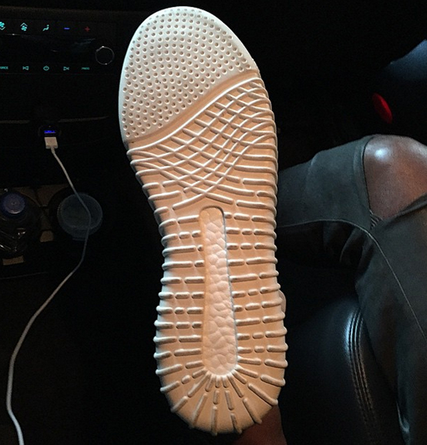 Adidas Yeezy Boost 3
