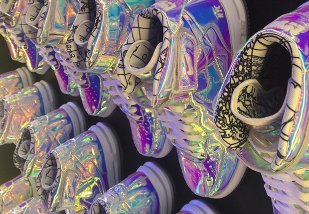 NIKEiD Air Force 1 "Iridescent" Option