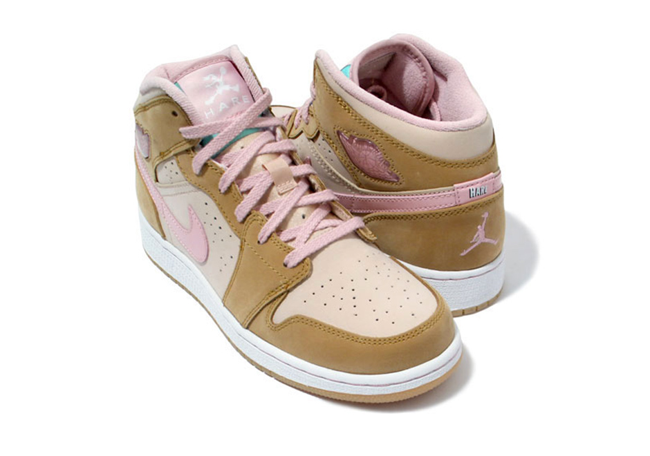 Air Jordan 1 Mid Lola Bunny