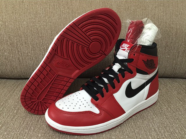 Air Jordan 1 Retro High Og White Red 02