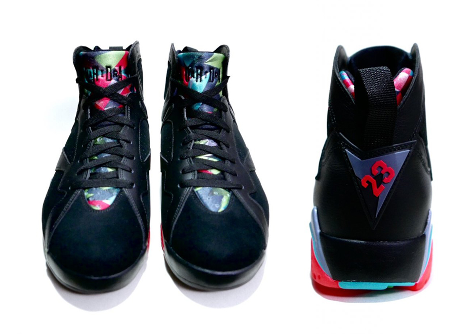 Air Jordan 7 Remastered Black White Blue Graphite Infrared 23 4