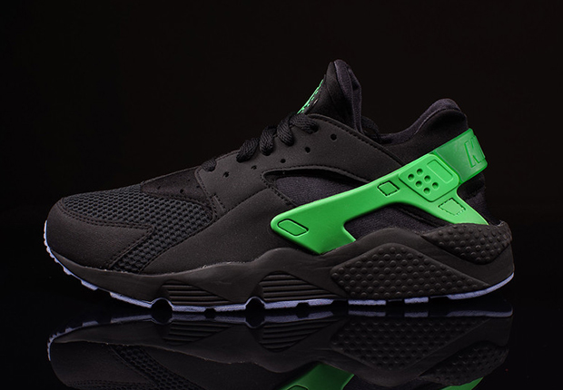 Nike Air Huarache Black Poison Green Available 3