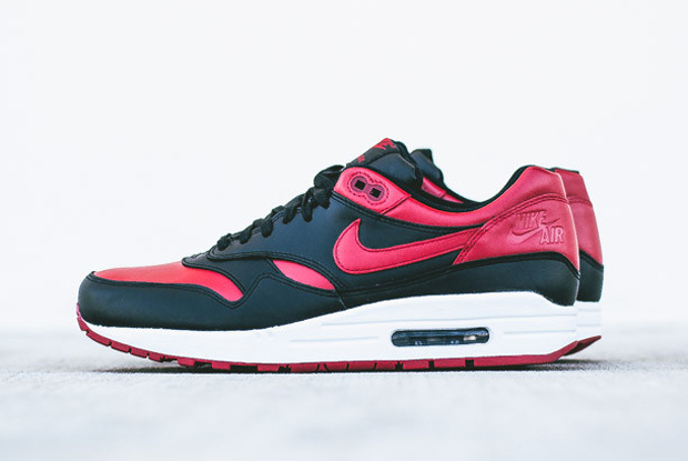 Nike Air Max 1 Bred Arriving Retailers 02