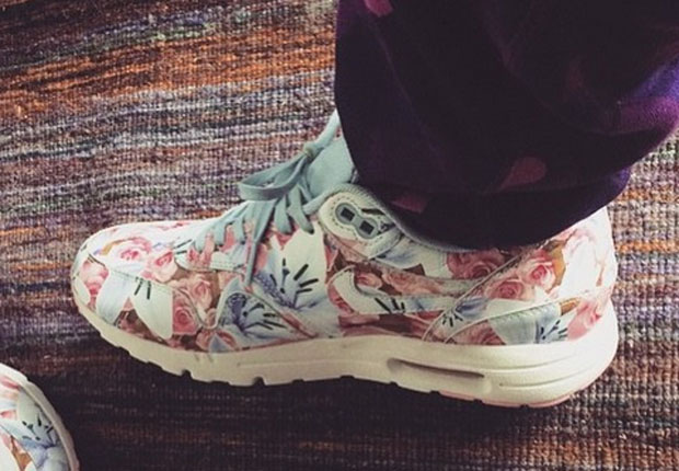 Nike Air Max 1 Floral Preview 01