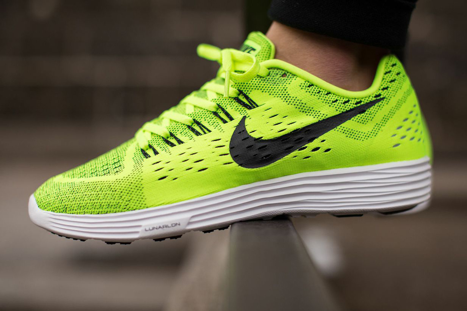 Nike Relerases Nike Lunartempo 06