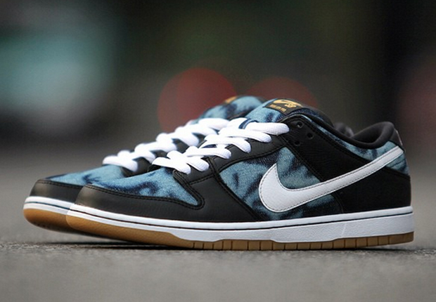 Nike SB Dunk Low "Washed Denim"