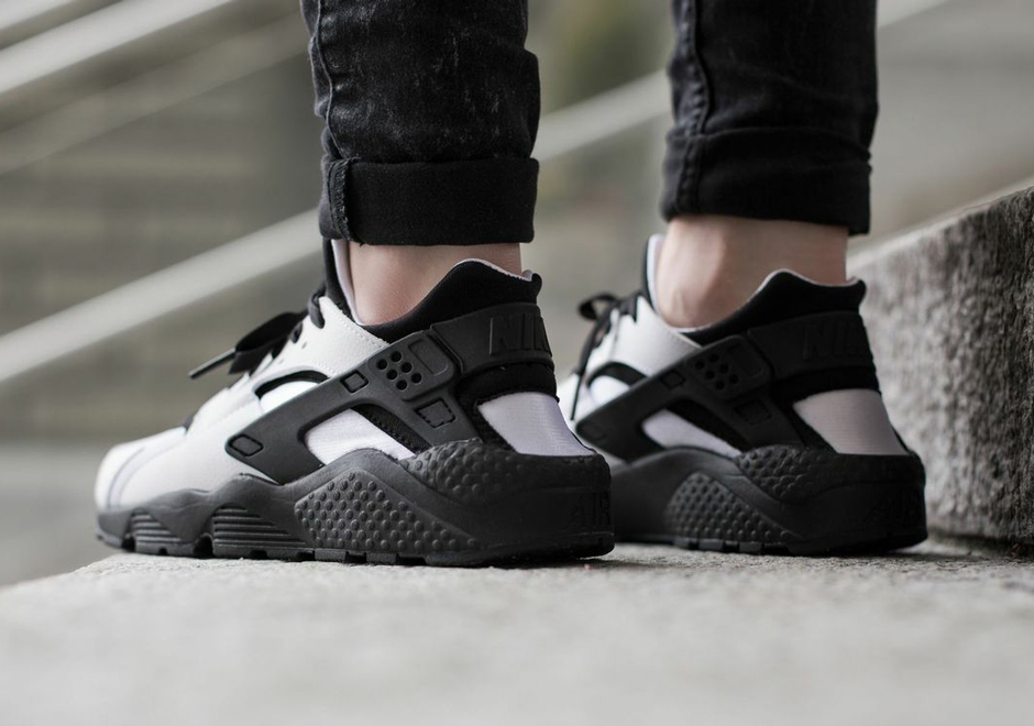 Nike Wmns Huarache White Black 04