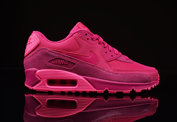 Nike Womens Air Max 90 Fireberry 2