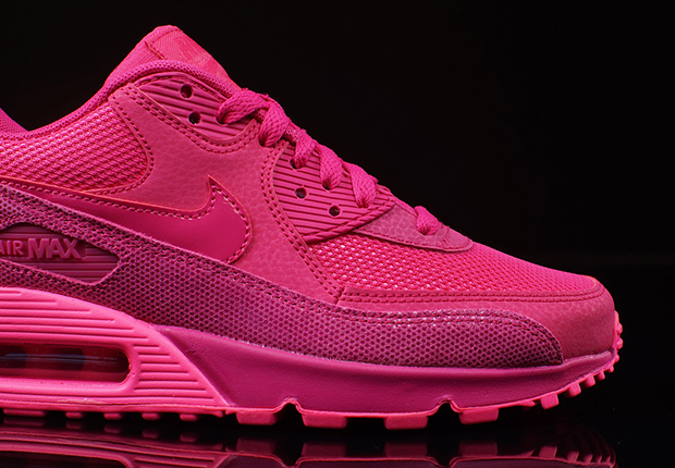 Nike Womens Air Max 90 Fireberry 3