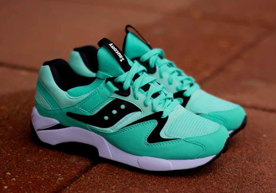 Saucony Grid 9000 Mint Available 02