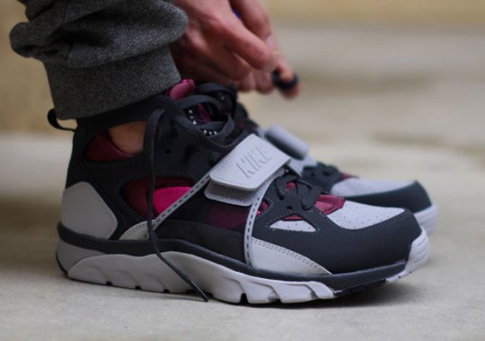 Nike Air Trainer Huarache “Fireberry”