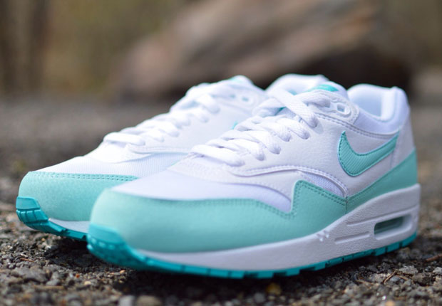 Nike Women’s Air Max 1 “Artisan Teal”