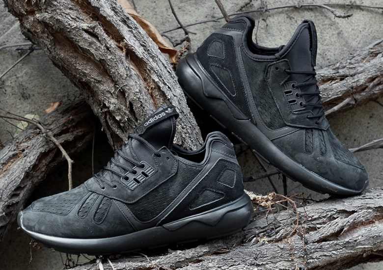 adidas Originals Tubular “Triple Black”