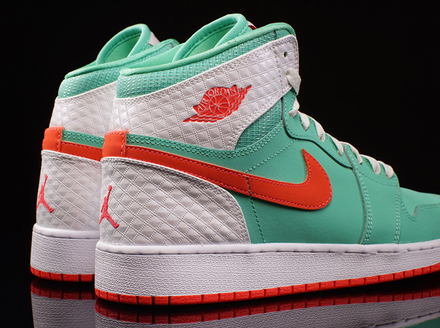 Air Jordan 1 High Gg Verde Infrared White 03