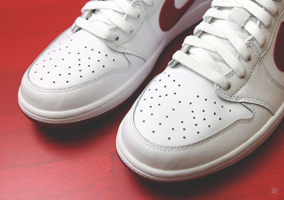 Air Jordan 1 Low Og White Varsity Red Release 5