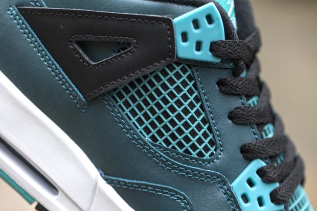 air-jordan-4-teal-releasing-for-kids-5