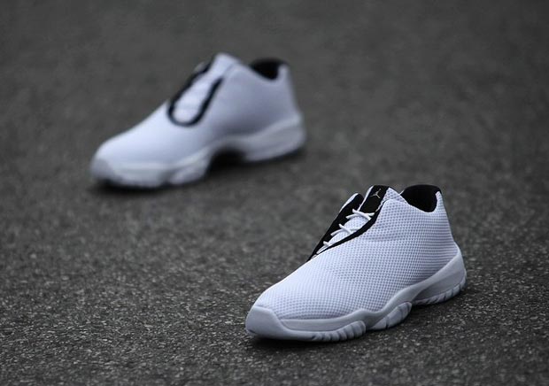 air-jordan-future-low-april-white-black-04