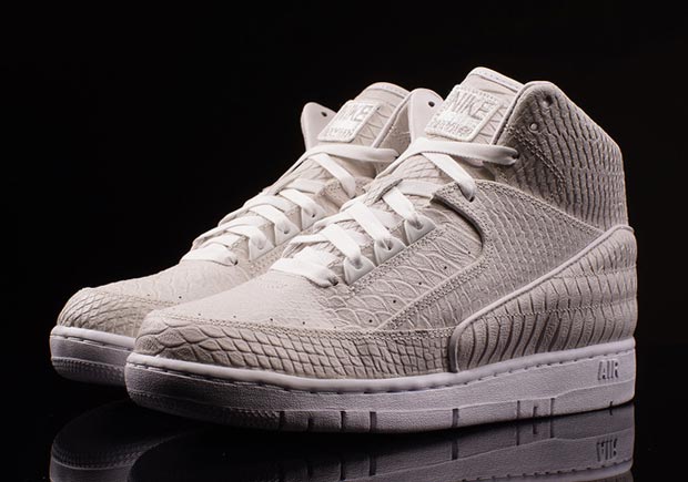 albino-colorway-nike-air-python-1