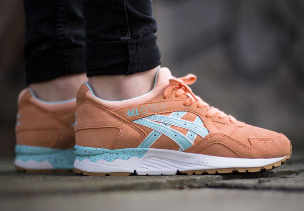 Asics Gel Lyte V Coral Reef On Foot 1