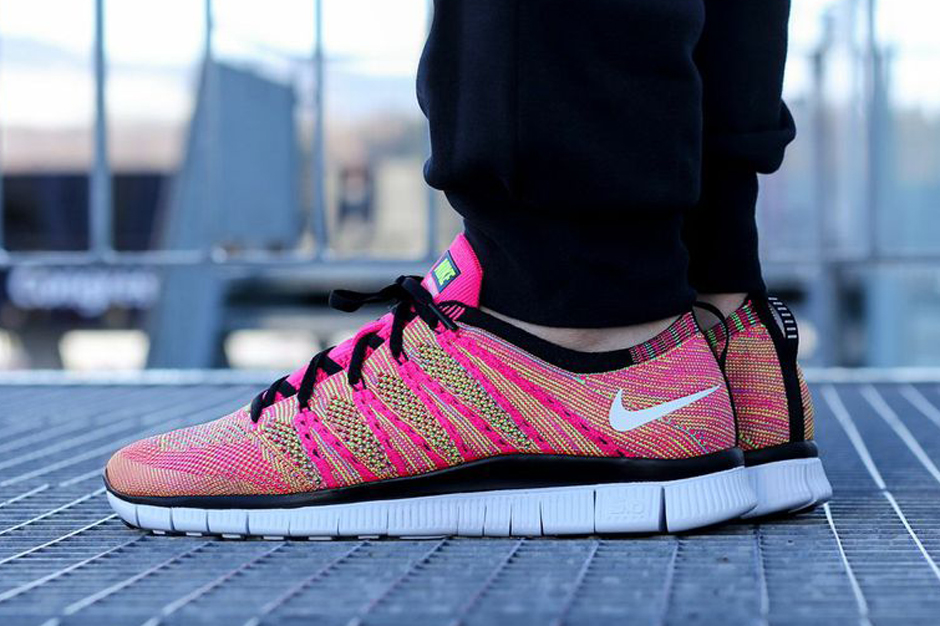 Detailed Look Nike Free Flyknit Nsw 02