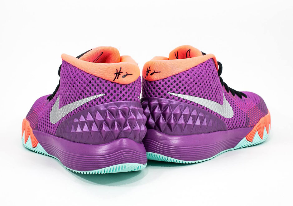 Easter Kyrie Irving Shoes 3