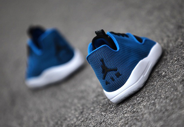 Jordan Eclipse Blue Black 4