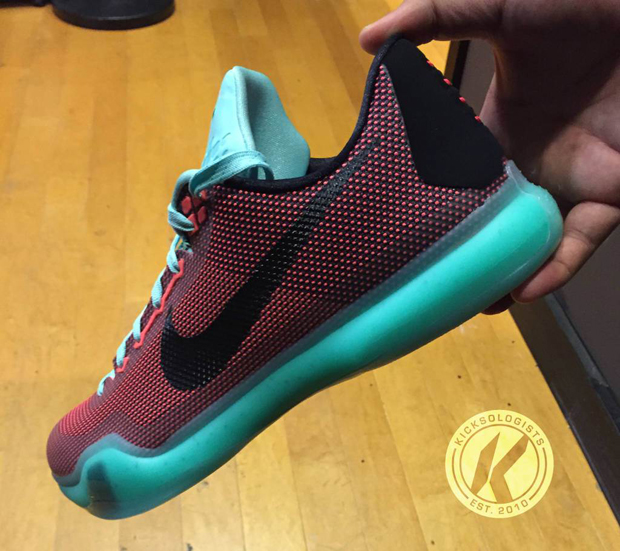 Kobe 10 Easter 3