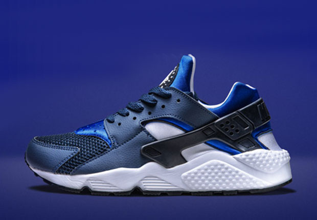 Nike Air Huarache “Two-Tone Blue”