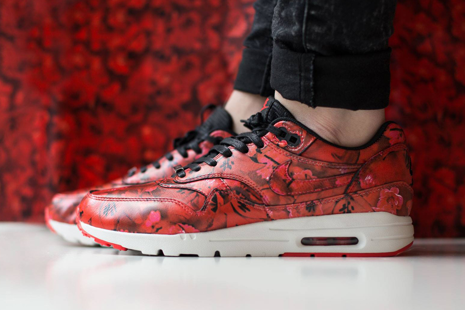 Nike Air Max 1 Wmns Floral Collection Arriving 05