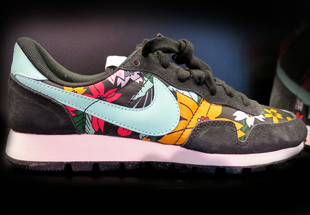 Nike Aloha Pack Black 4