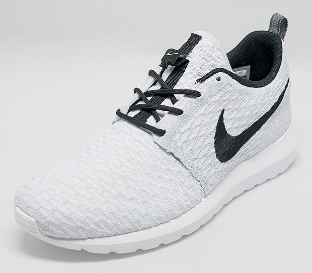 Nike Flyknit Roshe Run White Black03