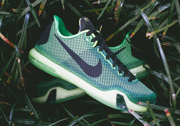 Nike Kobe 10 Vino Release Reminder 03