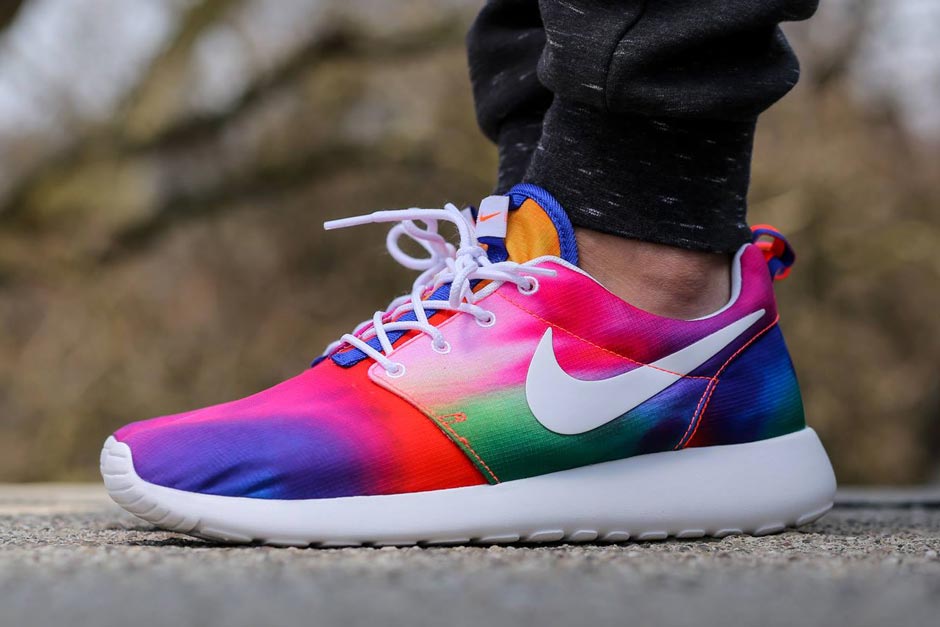 Nike Roshe Run Crazy Tie Dye Colors 02