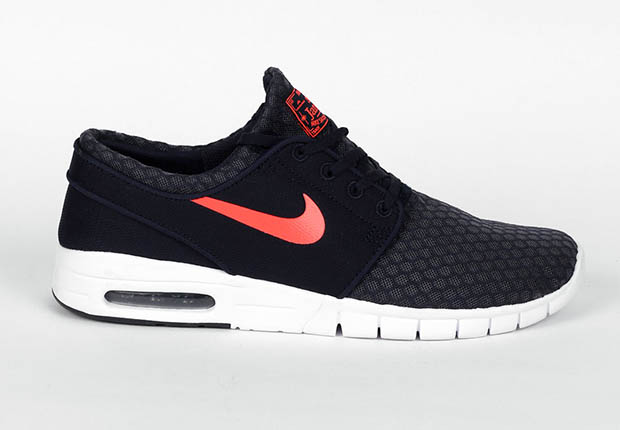 New Mesh Materials on the Nike Stefan Janoski Max