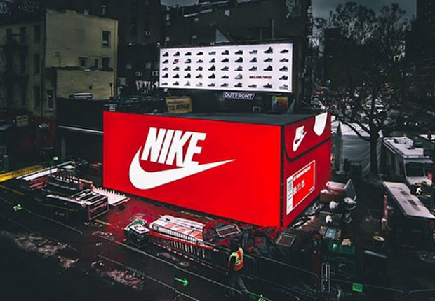 Nike's Giant SNKRS Air Max Box Coming To Los Angeles