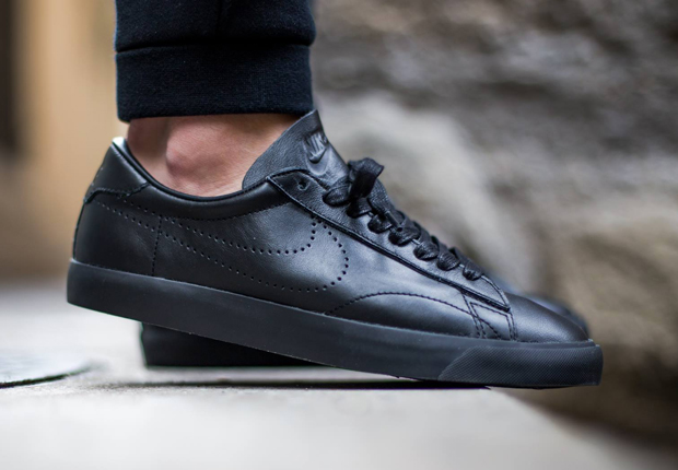 Nike Tennis Classic AC "Blackout"