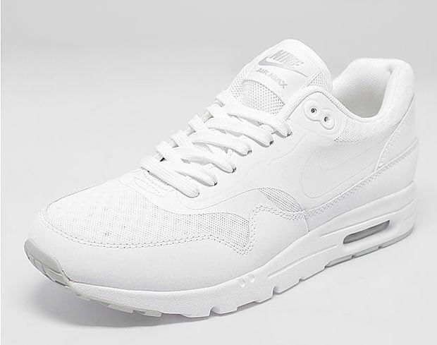 nike-womens-air-max-1-ultra-essential-white-02