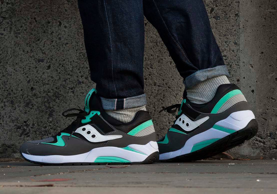 Saucony Grid 9000 Reverse Mint 01