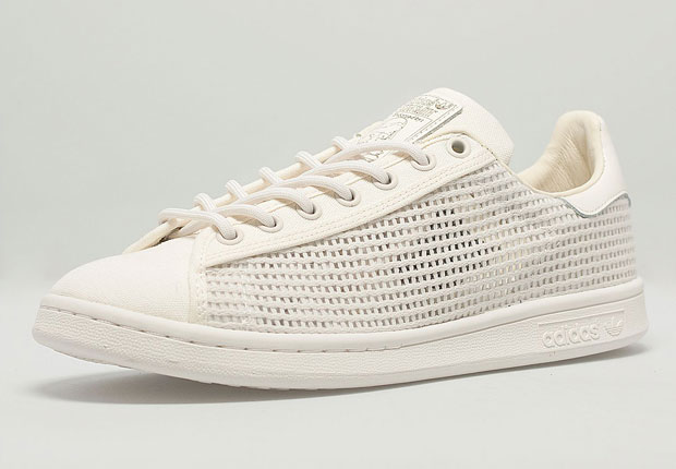 adidas Stan Smiths For Those With Foot Odor