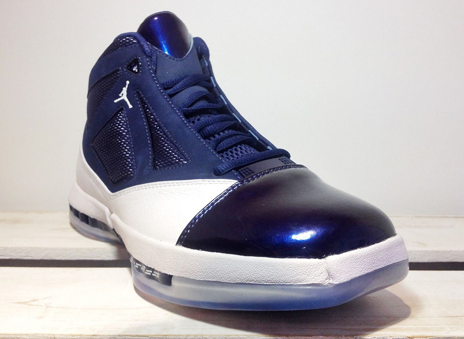 Air Jordan 16 Retro 2013 Sample White Navy 5