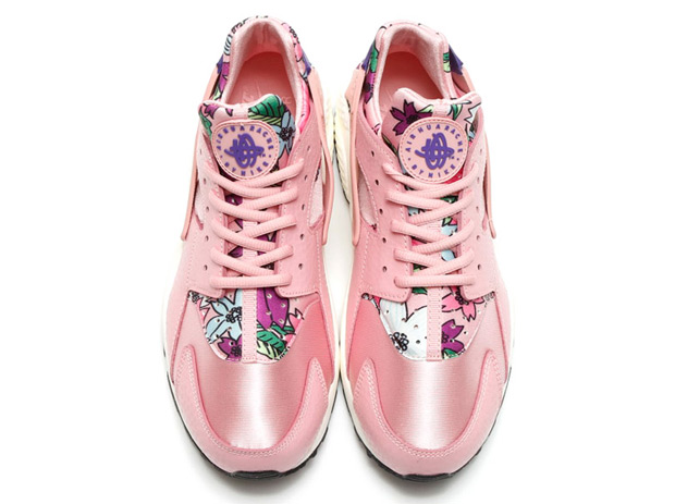 floral-huaraches-arriving-spring-03