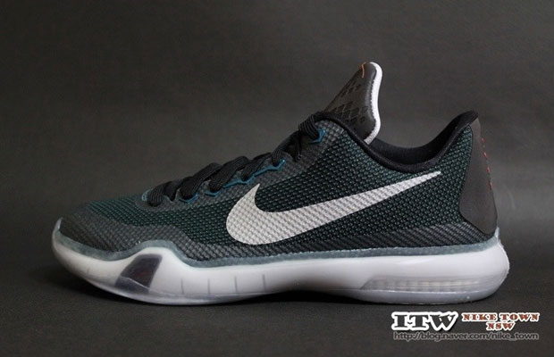 Kobe 10 Gs Flight 1