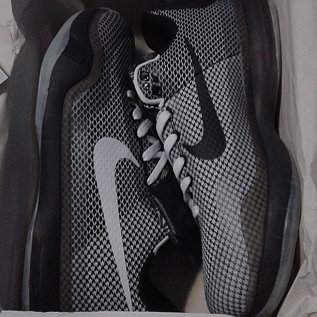 Kobe 10 Wolf Grey 2