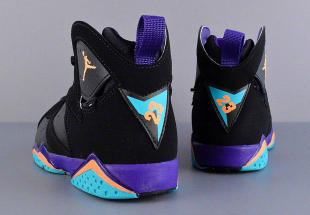 Lola Bunny Jordan 7 Shoes 4