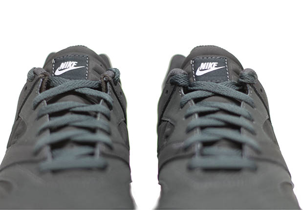 Nike Air Tech Challenge Low Grey 3